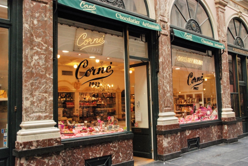 chocolaterie-TOUET DE L ESCARENE-min_chocolate_chocolaterie_shop_luxury_chic_gallery_brussels_belgium-558146